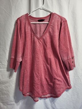 Classic V-Neck 3/4 Sleeve Top in Faded Rose, Size 1XL